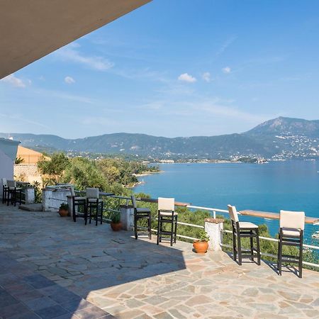Angelos Seaview Studios By Konnect, Коммено Экстерьер фото