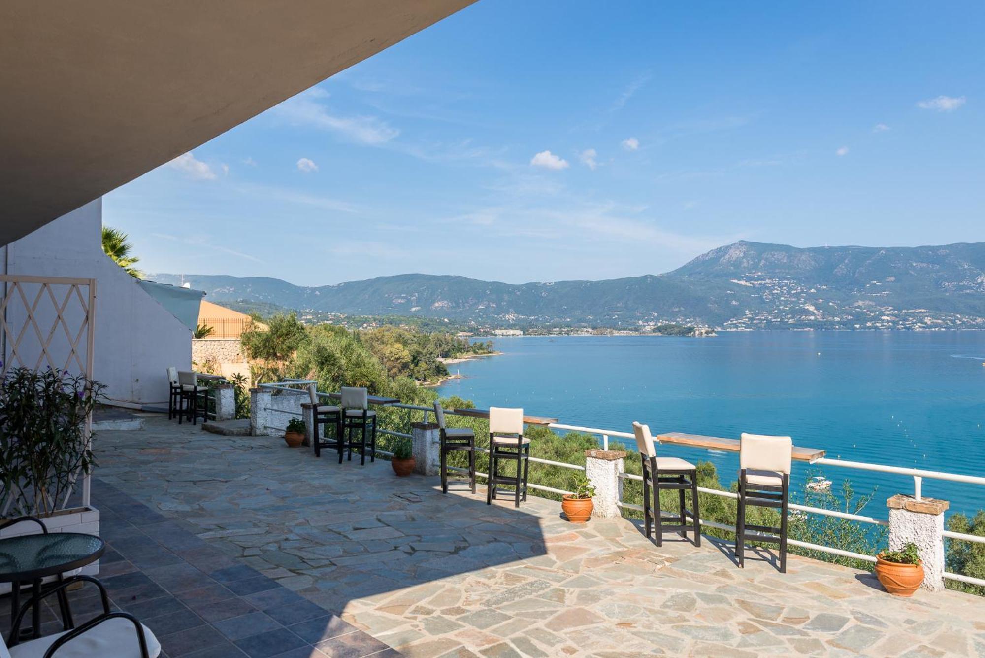 Angelos Seaview Studios By Konnect, Коммено Экстерьер фото